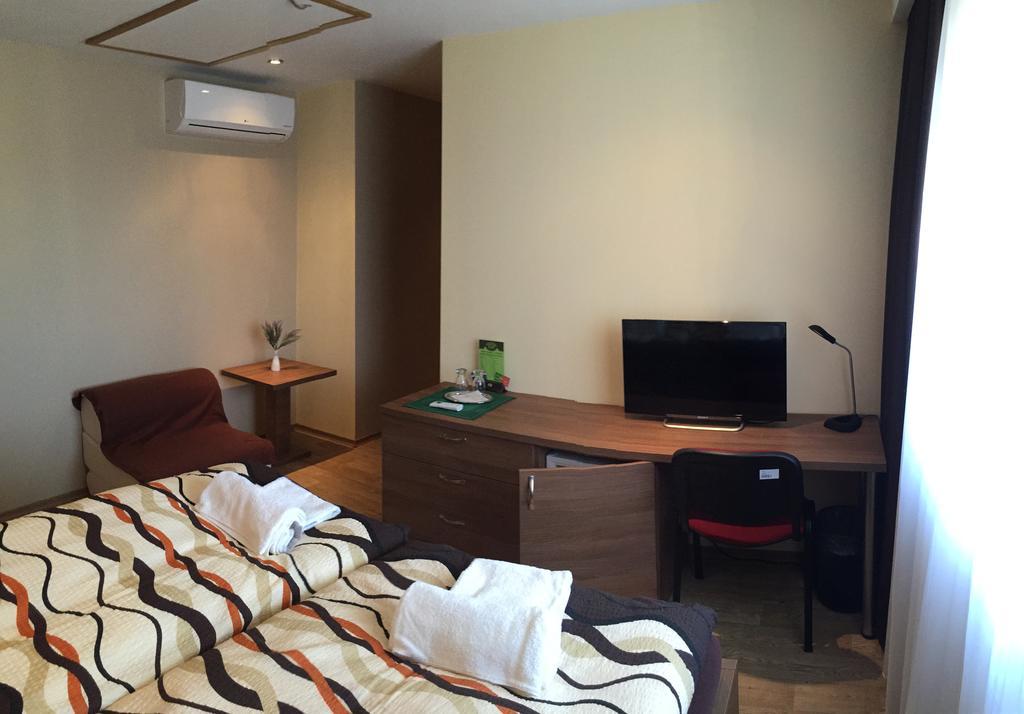Penzion Toscana Lanzhot Room photo